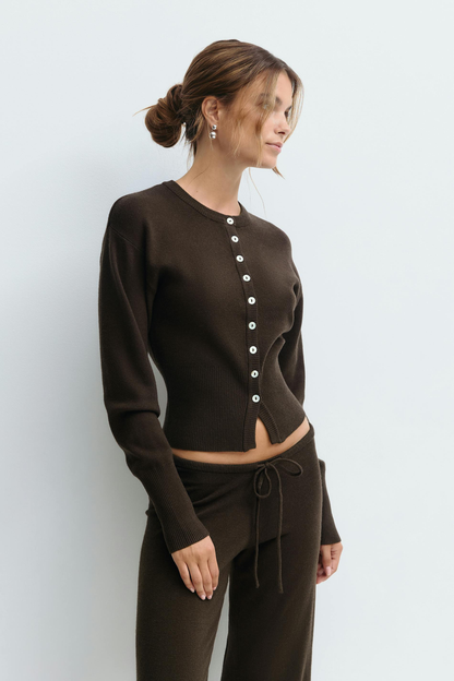 Solara – Luksusowy dzianinowy komplet z krótkim topem