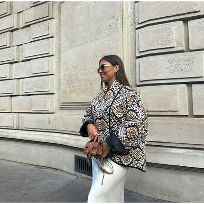 Élérienne I Kurtka z nadrukiem i kołnierzem szalowym