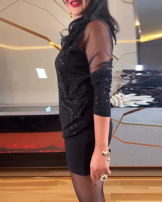 Novelia – Siateczkowa sukienka z cekinami i dekoltem w serek