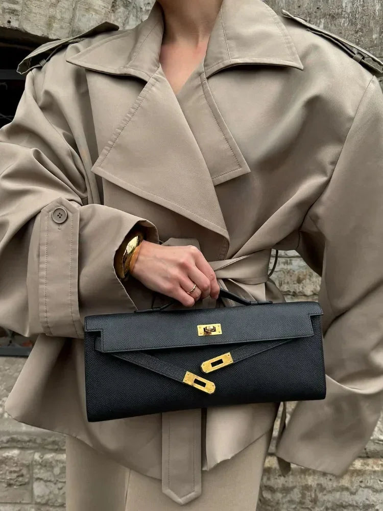 Marion – Elegancki Płaszcz z Pasem